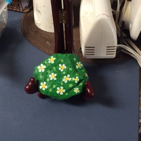 Stone Flowers Rock - Picture 1 of 1